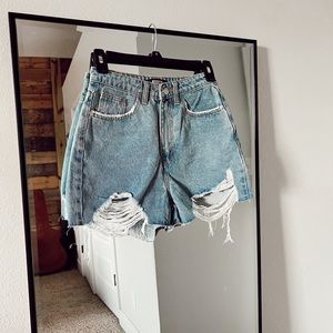 Misguided mom Jean shorts